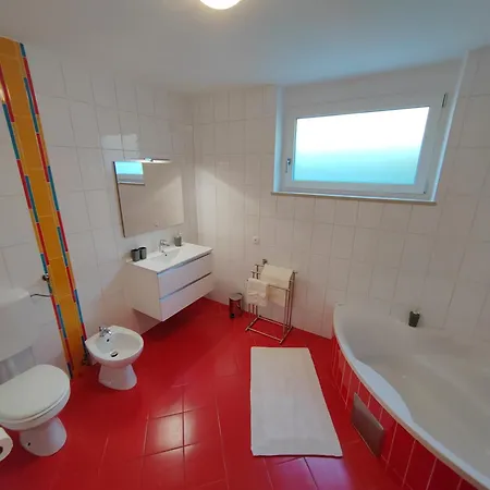 Apartma Nista *